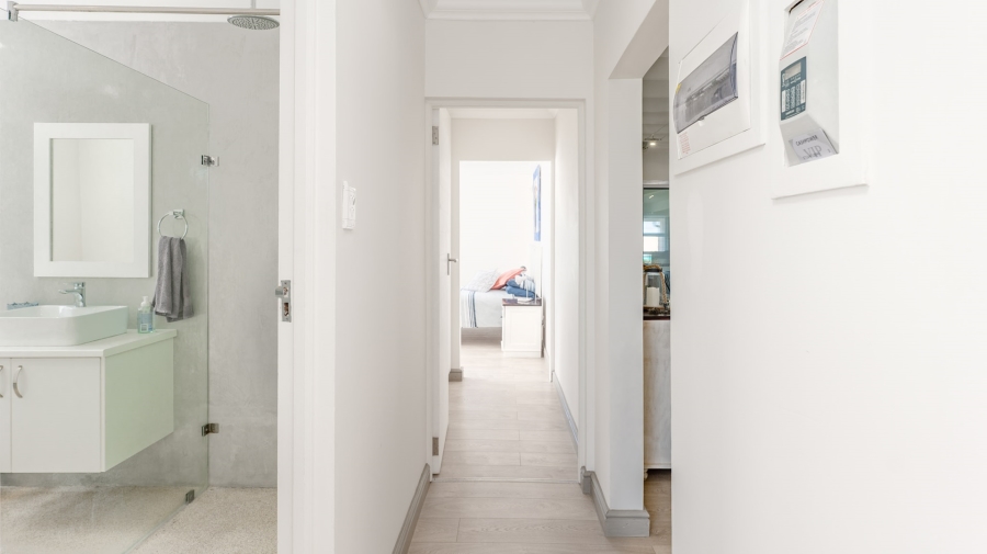 4 Bedroom Property for Sale in Struisbaai Western Cape